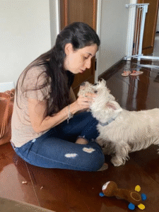 Dra Ana em consulta domiciliar